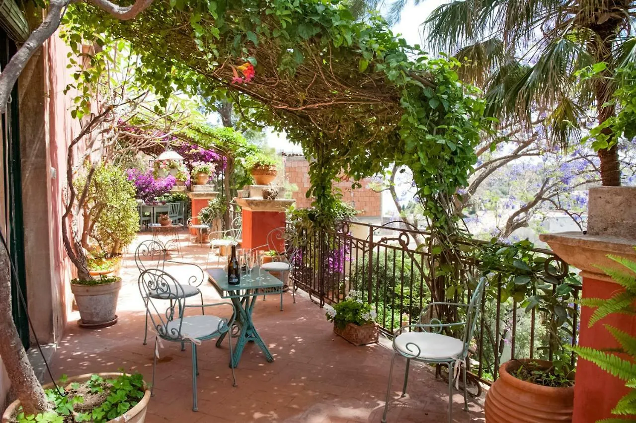 Villa Gemmellaro Taormina Italia