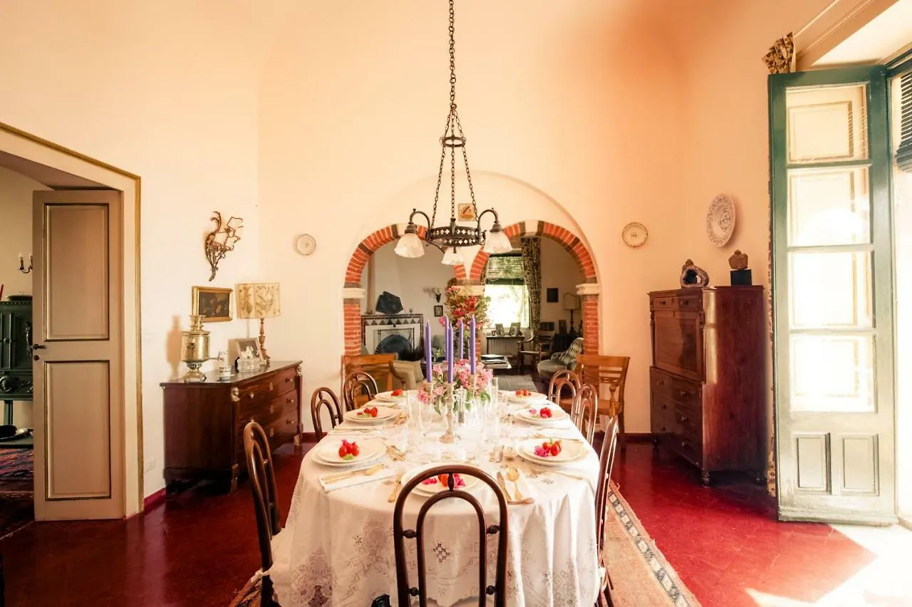 Villa Gemmellaro Taormina 0*,  Italia