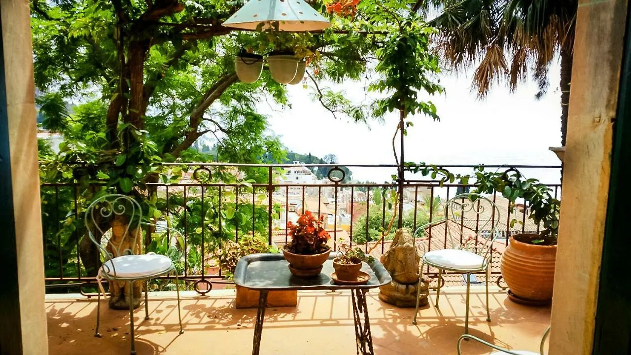 Villa Gemmellaro Taormina Italia